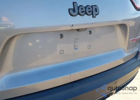 2020 Jeep Cherokee Trailhawk 4X4 from USA, damaged, VIN 1C4PJMBX6LD500948